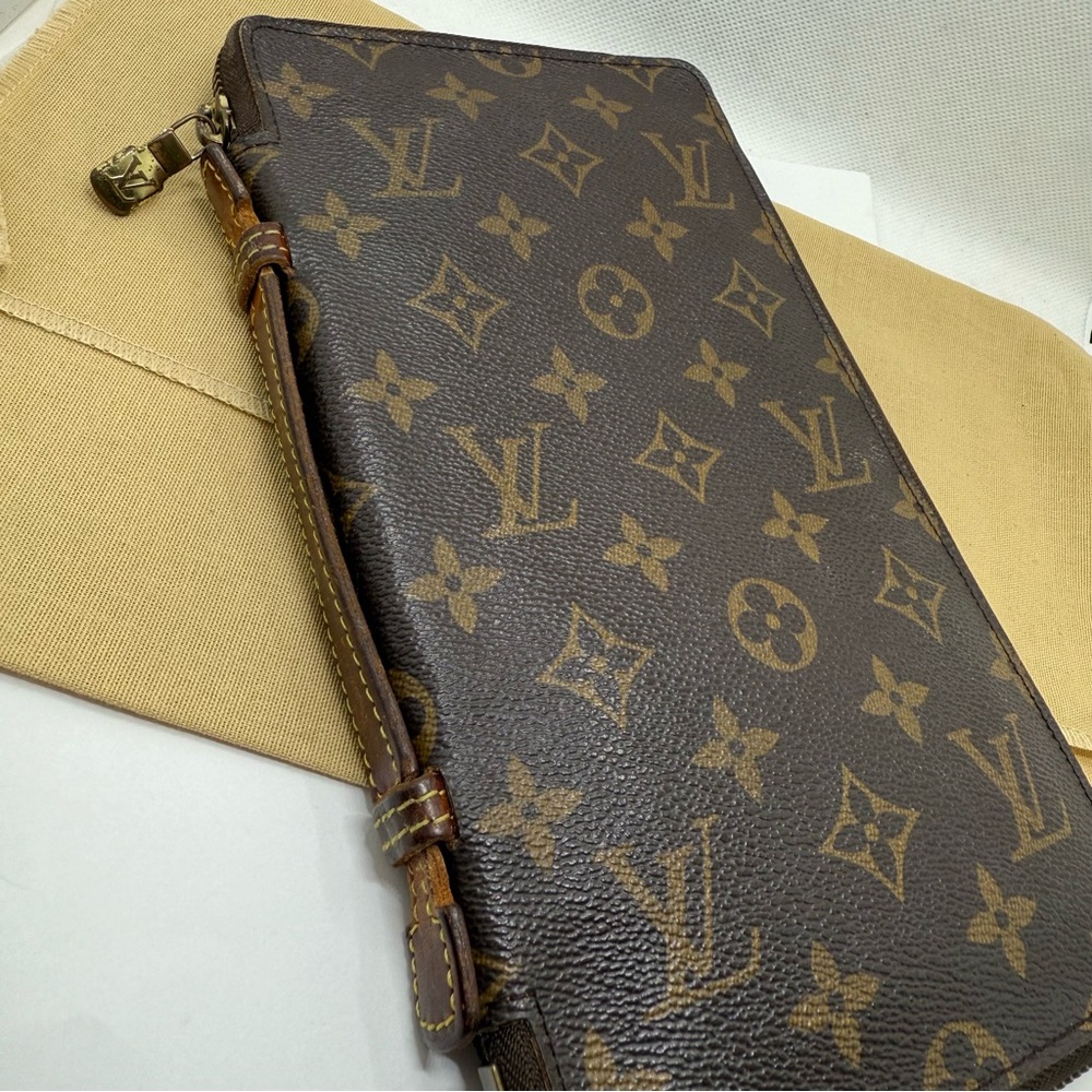 Louis Vuitton LV Vintage Monogram Voyage Travel Organizer Wallet Case & Dustbag - Picture 2 of 6